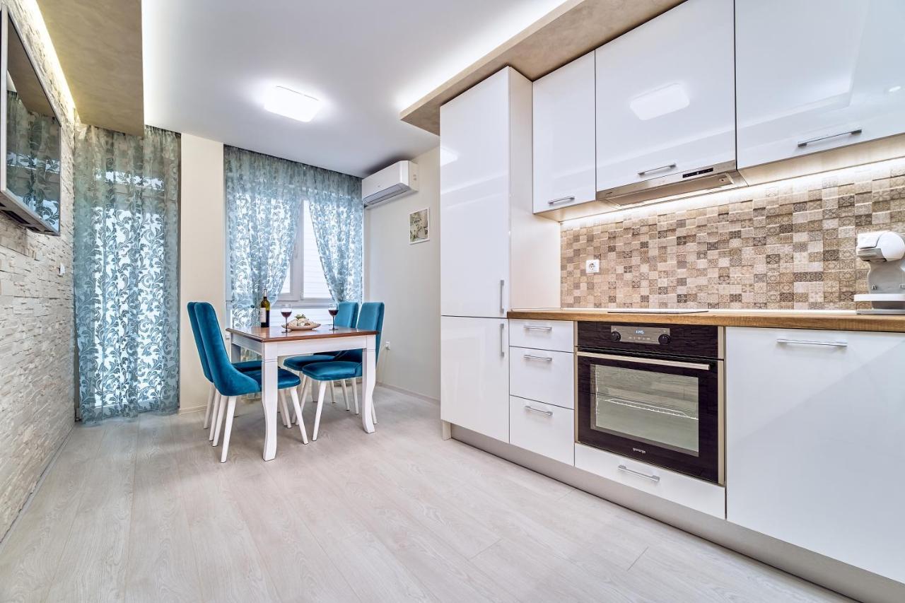 Апартамент S Apart Varna Extérieur photo